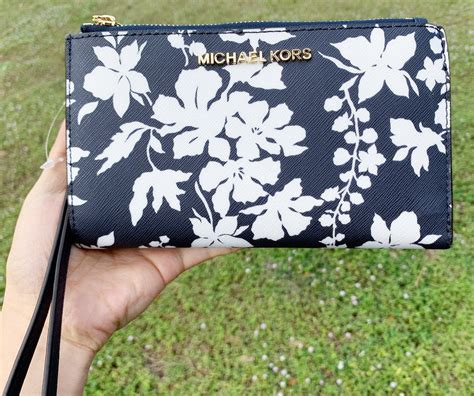 michael kors blue flower wallet|michael kors wallet with strap.